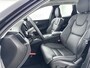 Volvo XC60 T6 Recharge Ultra Dark 21" | 360 Camera | Trekhaak | Panoramadak | Head-up | Harman Kardon | Elektr. verst. stoelen | Full LED | Stoel/stuur/achterbankverwarming