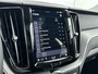 Volvo XC60 T6 Recharge Ultra Dark 21" | 360 Camera | Trekhaak | Panoramadak | Head-up | Harman Kardon | Elektr. verst. stoelen | Full LED | Stoel/stuur/achterbankverwarming
