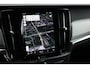 Volvo V90 T8 Recharge Ultra Dark 20" | Luchtvering | Sportstoelen | Trekhaak | 360 Camera | Getint glas | Panoramadak | Head-up | Harman Kardon