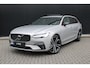 Volvo V90 T8 Recharge Ultra Dark 20" | Luchtvering | Sportstoelen | Trekhaak | 360 Camera | Getint glas | Panoramadak | Head-up | Harman Kardon
