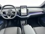 Volvo EX30 Single Motor Extended Range | 20" | Stoel/stuurverwarming | Getint glas | Adaptieve cruise | BLIS | Harman Kardon | Parkeercamera AUTOMATIC | Elektrisch bedienbare achterklep | Getint glas | Keyless entry | LED koplampen | Lichtmetalen velgen 5-spaaks 20" | Parkeersensor achter | Parkeersensor voor | Audio installatie premium | Navigatiesysteem | Voorstoelen verwarmd | Voorstoelen v