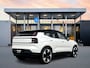 Volvo EX30 Single Motor Extended Range | 20" | Stoel/stuurverwarming | Getint glas | Adaptieve cruise | BLIS | Harman Kardon | Parkeercamera AUTOMATIC | Elektrisch bedienbare achterklep | Getint glas | Keyless entry | LED koplampen | Lichtmetalen velgen 5-spaaks 20" | Parkeersensor achter | Parkeersensor voor | Audio installatie premium | Navigatiesysteem | Voorstoelen verwarmd | Voorstoelen v