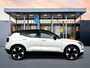 Volvo EX30 Single Motor Extended Range | 20" | Stoel/stuurverwarming | Getint glas | Adaptieve cruise | BLIS | Harman Kardon | Parkeercamera AUTOMATIC | Elektrisch bedienbare achterklep | Getint glas | Keyless entry | LED koplampen | Lichtmetalen velgen 5-spaaks 20" | Parkeersensor achter | Parkeersensor voor | Audio installatie premium | Navigatiesysteem | Voorstoelen verwarmd | Voorstoelen v