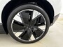 Volvo EX30 Single Motor Extended Range | 20" | Stoel/stuurverwarming | Getint glas | Adaptieve cruise | BLIS | Harman Kardon | Parkeercamera AUTOMATIC | Elektrisch bedienbare achterklep | Getint glas | Keyless entry | LED koplampen | Lichtmetalen velgen 5-spaaks 20" | Parkeersensor achter | Parkeersensor voor | Audio installatie premium | Navigatiesysteem | Voorstoelen verwarmd | Voorstoelen v