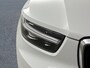 Volvo XC40 T2 Momentum Core 17' | Leder / Nubuck bekleding | Stoel/stuurverwarming | Standkachel | Navigatie | Carplay | Parkeersensoren | Cruise control