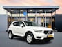 Volvo XC40 T2 Momentum Core 17' | Leder / Nubuck bekleding | Stoel/stuurverwarming | Standkachel | Navigatie | Carplay | Parkeersensoren | Cruise control