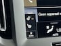 Volvo XC40 T2 Momentum Core 17' | Leder / Nubuck bekleding | Stoel/stuurverwarming | Standkachel | Navigatie | Carplay | Parkeersensoren | Cruise control