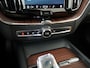 Volvo XC60 2.0 T8 Plug-in hybrid AWD Ultimate Bright | 360 Camera | Stoelmassage | Harman/Kardon | Zondag Open!