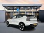 Volvo EX30 Single Motor Extended Range Plus | Stoel/stuurverwarming | Harman Kardon | Adaptieve cruise | BLIS | Parkeercamera | Keyless AUTOMATIC | Elektrisch bedienbare achterklep | Keyless entry | Kleur parelmoer | LED koplampen | Lichtmetalen velgen 5-spaaks 19" | Parkeersensor achter | Parkeersensor voor | Audio installatie premium | Navigatiesysteem | Voorstoelen verwarmd | Voorstoel
