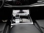 Audi Q7 55 TFSI e quattro Pro Line Plus | NL Auto | Panoramadak | Luchtvering | Navigatie | Apple Carplay / Android Auto | Lederen Bekleding | Elektrische Trekhaak | Verwarmde- en Geventileerde Stoelen | Virtual Cockpit | Elektrische Stoelen | Lendesteunen | Achterbank Verstelbaar | Elektrische Achterklep | DAB | Bang & Olufsen | Achteruitrijcamera | Parkeersensoren | Lichtmetalen Velgen |