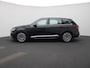 Audi Q7 55 TFSI e quattro Pro Line Plus | NL Auto | Panoramadak | Luchtvering | Navigatie | Apple Carplay / Android Auto | Lederen Bekleding | Elektrische Trekhaak | Verwarmde- en Geventileerde Stoelen | Virtual Cockpit | Elektrische Stoelen | Lendesteunen | Achterbank Verstelbaar | Elektrische Achterklep | DAB | Bang & Olufsen | Achteruitrijcamera | Parkeersensoren | Lichtmetalen Velgen |