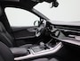 Audi Q7 55 TFSI e quattro Pro Line Plus | NL Auto | Panoramadak | Luchtvering | Navigatie | Apple Carplay / Android Auto | Lederen Bekleding | Elektrische Trekhaak | Verwarmde- en Geventileerde Stoelen | Virtual Cockpit | Elektrische Stoelen | Lendesteunen | Achterbank Verstelbaar | Elektrische Achterklep | DAB | Bang & Olufsen | Achteruitrijcamera | Parkeersensoren | Lichtmetalen Velgen |