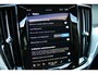 Volvo V60 2.0 T6 Plug-in hybrid AWD Plus Dark | Panoramadak | Trekhaak | BLIS | H/K | 360 Camera