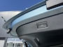 Ford Explorer Premium Extended Range RWD 77 kWh | Wegklapbare trekhaak | Uit voorraad leverbaar | Arctic Blue metallic |
