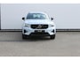 Volvo XC40 B4 211PK Automaat Plus Dark Google Infotainment / Verwarmbare voorruit / Semi elektrisch wegklapbare trekhaak / Elektrisch verstelbare voorstoelen met geheugen op de bestuurdersstoel