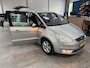 Ford Galaxy 2.3-16V Ghia / AUTOMAAT / 7 ZITTER / NETTE AUTO