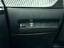 Peugeot 208 1.2 Hybrid 100PK Automaat Allure Navigatie Apple Carplay/Android Auto Airco Camera Parkeer sensoren Cruise Control LED