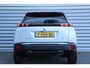 Peugeot 2008 1.2 PURETECH 130PK GT PACK AUTOMAAT / NAVI / LEDER / CLIMA / PDC / 17" LMV / CAMERA / PARELMOER / KEYLESS / FULL-LED / FULL OPTIONS / NIEUWSTAAT !!