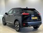 Peugeot 2008 1.2 Hybrid 136 Allure | Navigatie/Android/Apple Carplay | LM Velgen 17" | Cruise Control Adaptief | Parkeersensoren Voor en Achter + Camera | DAB | Airco |