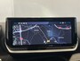 Peugeot 2008 1.2 Hybrid 136 Allure | Navigatie/Android/Apple Carplay | LM Velgen 17" | Cruise Control Adaptief | Parkeersensoren Voor en Achter + Camera | DAB | Airco |