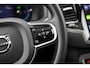 Volvo XC90 2.0 T8 Plug-in hybrid AWD Ultra Dark | Trekhaak | Luchtvering | Bowers & Wilkins | Nappa lederen bekleding | 360 Camera | Massagestoelen met ventilatie | Head-up Display | Panoramadak | Stoel- en stuurverwarming |