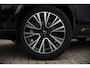 Volvo XC90 2.0 T8 Plug-in hybrid AWD Ultra Dark | Trekhaak | Luchtvering | Bowers & Wilkins | Nappa lederen bekleding | 360 Camera | Massagestoelen met ventilatie | Head-up Display | Panoramadak | Stoel- en stuurverwarming |