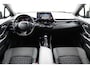 Toyota C-HR 1.8 Hybrid First Edition | Stuurwiel Verwarming | Parkeersensoren Voor + Achter | Navigatiesysteem |