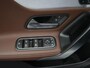 Mercedes-Benz A-klasse 250 e AMG Line AUTOMAAT | PANORAMADAK | BURMESTER | ADAPTIEVE CRUISE | AMG | VIRTUEEL | MEMORY | ELEKTRISCHE STOELEN | STOEL VERWARMING & KOELING | NAVIGATIE | CAMERA | DAB | 12 MAANDEN BOVAG GARANTIE |
