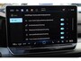 Volkswagen Golf 1.5 eHybrid Life Edition 204PK / 150kW, NL auto, SOH 100% achteruitrijcamera (rear view), verwarmbare voorstoelen, verwarmbaar multifunctioneel lederen stuurwiel, navigatie, Apple Carplay & Android Auto, 17" 'Nottingham' LMV, LED verlichting, DAB+, spraakbediening (voice-control), digital cockpit pro, sfeerverlichting, adaptieve cruise control (acc), parkeersensoren voor en achter (pdc), keyless start & entry, draadloos telefoonlader, verstelbare lendensteun, diefstalalarm