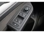 Volkswagen Golf 1.5 eHybrid Life Edition 204PK / 150kW, NL auto, SOH 100% achteruitrijcamera (rear view), verwarmbare voorstoelen, verwarmbaar multifunctioneel lederen stuurwiel, navigatie, Apple Carplay & Android Auto, 17" 'Nottingham' LMV, LED verlichting, DAB+, spraakbediening (voice-control), digital cockpit pro, sfeerverlichting, adaptieve cruise control (acc), parkeersensoren voor en achter (pdc), keyless start & entry, draadloos telefoonlader, verstelbare lendensteun, diefstalalarm