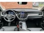 Volvo XC60 T6 Plug-in hybrid AWD Ultra Dark | Trekhaak | Panoramadak | Harman Kardon | 360 Graden Camera | Verwarmbare Voorstoelen + Stuurwiel | Standkachel | Lederen Bekleding | Apple Carplay