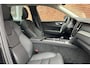 Volvo XC60 T6 Plug-in hybrid AWD Ultra Dark | Trekhaak | Panoramadak | Harman Kardon | 360 Graden Camera | Verwarmbare Voorstoelen + Stuurwiel | Standkachel | Lederen Bekleding | Apple Carplay