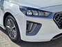 Hyundai Ioniq 1.6 GDi PHEV Comfort Automaat / Navigatie / Camera / Android Auto / Apple Carplay / Infinity-Sound / Cruise Control Adaptief / Stuur- en voorstoel verwarming