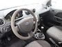 Ford Fiesta 1.3 Futura Trekhaak, airco, Warmtewerend glas, Het is een fijne, compacte en betrouwbare auto die altijd keurig is onderhouden. Dankzij de zuinige 1.3 benzinemotor is hij ideaal voor zowel stadsverkeer als de wat langere ritten. De auto r