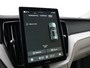 Volvo XC60 2.0 T6 Plug-in hybrid AWD Ultra Dark | Facelift model | Luchtvering | Bowers & Wilkins | Head-Up | 360° Camera | Panoramadak | Stoelventilatie