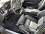 Volvo V60 2.0 T5 Momentum|ACC|intellisafe Surround|trekhaak|stoel/stuur/achterbank verw.|Standkachel|19"|