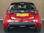Toyota Yaris 1.5 Hybrid Dynamic Team D - NAVIGATIE- CAMERA - CLIMATE CONTROL - 16 INCH LICHT METALEN VELGEN - ARMSTEUN VOOR - ADAPTIEVE CRUISE CONTROL - BLUETOOTH - MISTLAMPEN VOOR - LICHT EN REGENSENSOR