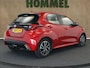 Toyota Yaris 1.5 Hybrid Dynamic Team D - NAVIGATIE- CAMERA - CLIMATE CONTROL - 16 INCH LICHT METALEN VELGEN - ARMSTEUN VOOR - ADAPTIEVE CRUISE CONTROL - BLUETOOTH - MISTLAMPEN VOOR - LICHT EN REGENSENSOR
