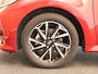 Toyota Yaris 1.5 Hybrid Dynamic Team D - NAVIGATIE- CAMERA - CLIMATE CONTROL - 16 INCH LICHT METALEN VELGEN - ARMSTEUN VOOR - ADAPTIEVE CRUISE CONTROL - BLUETOOTH - MISTLAMPEN VOOR - LICHT EN REGENSENSOR