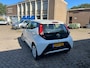 Toyota Aygo 1.0 VVT-i x-play limited Navi/ Airco/ Camera/ 1e Eigenaar NAP!