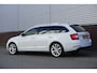 Skoda Octavia Combi 1.5 TSI 150PK Bus. Edition Plus|Virtual Cockpit| Metallic Moon White!