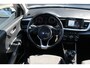 Kia Stonic 1.2 MPi ComfortPlusLine Navigator | incl. 12 maanden garantie | Navigatie | Achteruitrijcamera | Cruise control | Airco | Lichtmetalen velgen | DAB+ radio | Isofix | Parkeersensoren voor en achter |