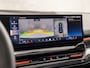 BMW 5-Serie 530e M Sport 300Pk Automaat (SCHUIFDAK, M PAKKET, LUCHTVERING, HEAD-UP DISPLAY, COMFORTSTOELEN, STOELKOELING, 360 CAMERA, ADAPTIVE CRUISE, HARMAN/KARDON, NIEUWSTAAT)