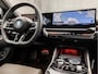 BMW 5-Serie 530e M Sport 300Pk Automaat (SCHUIFDAK, M PAKKET, LUCHTVERING, HEAD-UP DISPLAY, COMFORTSTOELEN, STOELKOELING, 360 CAMERA, ADAPTIVE CRUISE, HARMAN/KARDON, NIEUWSTAAT)