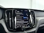 Volvo XC60 T6 Plug-in hybrid AWD Plus Dark | Panoramadak | 360º camera | Stoel- en Stuurverwarming | Trekhaak