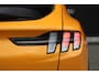 Ford Mustang Mach-E Extended RWD 98 kWh | Parkeer-camera | Adaptieve cruise | Apple carplay | Stoelverwarming