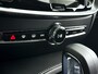 Volvo V60 T6 Plug-in hybrid AWD Essential Bright | Parkeercamera | Stoel- en Stuurverwarming | Trekhaak