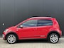 Volkswagen Up! 1.0 cross up! | AIRCO | NAVI |STOELVERWARMING |