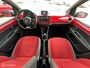 Volkswagen Up! 1.0 cross up! | AIRCO | NAVI |STOELVERWARMING |