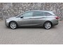 Opel Astra Sports Tourer 1.2 Business Executive , 146PK, afn trekhaak, camera, dab audio, navi. agr comfort stoel.